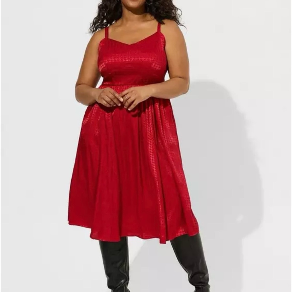 Torrid Midi Jacquard Satin Lace Up Back Sleeveless Dress (NWT)